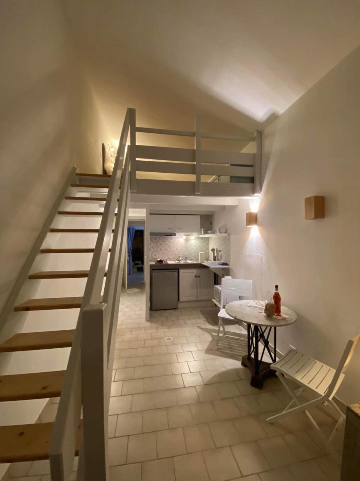 Charming House Close To The Plage Des Huttes Chaucre Bagian luar foto